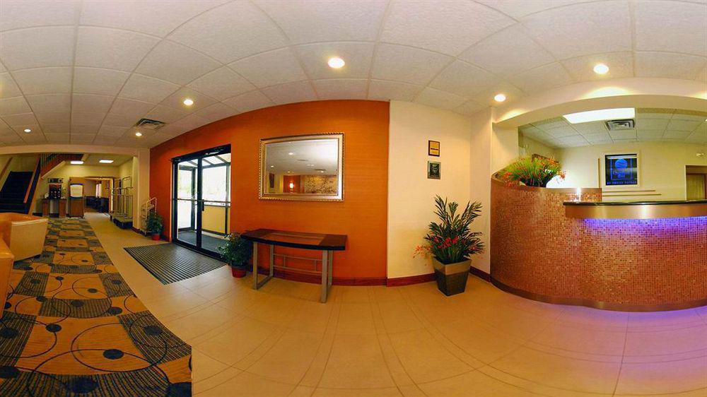 Holiday Inn Express Greencastle, An Ihg Hotel Ngoại thất bức ảnh